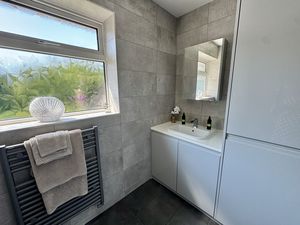 Ground Floor Shower Room- click for photo gallery